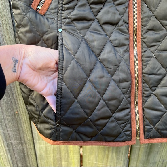 Vince Camuto Puffer Vest Green Brown Gold Accent - Picture 3 of 11
